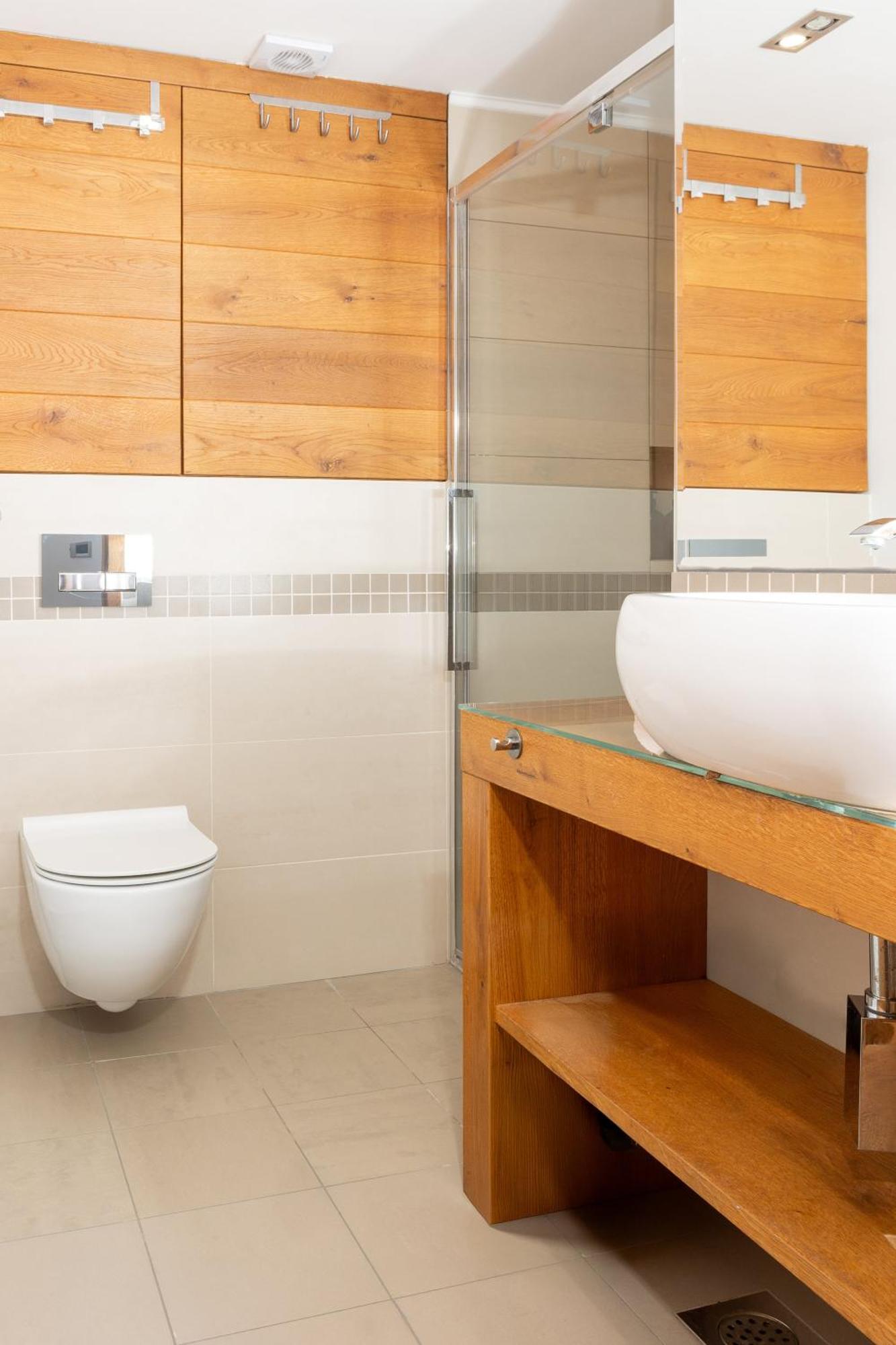 Seahouse Apartments ไพราน ภายนอก รูปภาพ